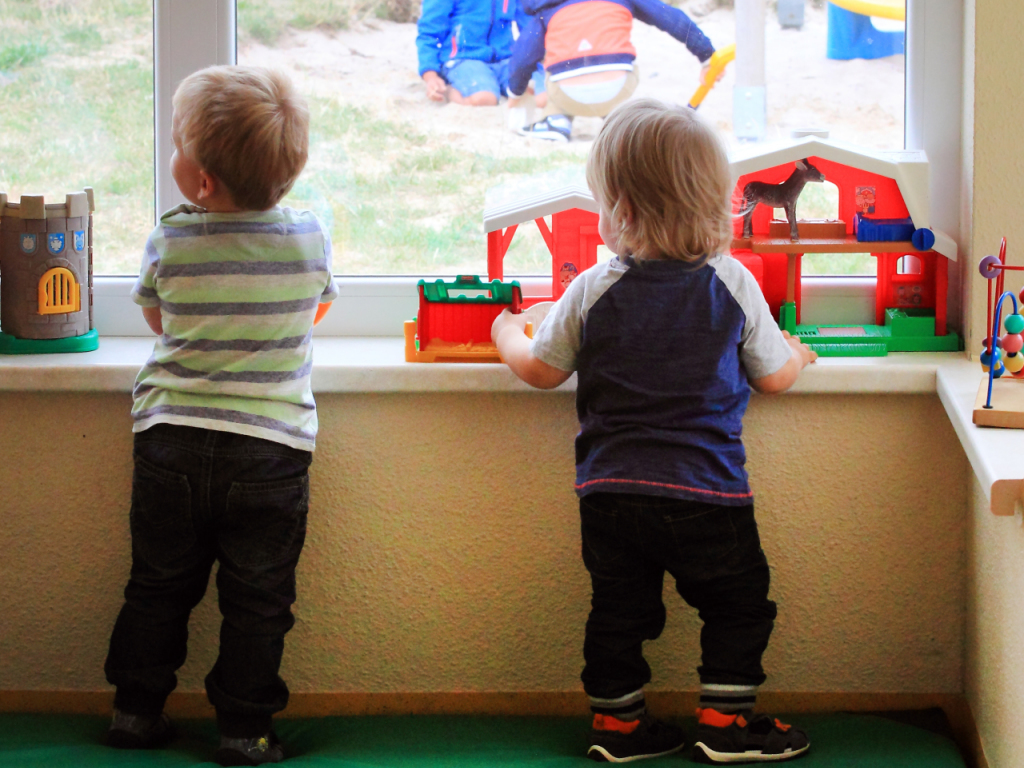 Le peuple suisse a dit "non" aux déductions fiscales pour enfants et frais de garde (image symbolique).