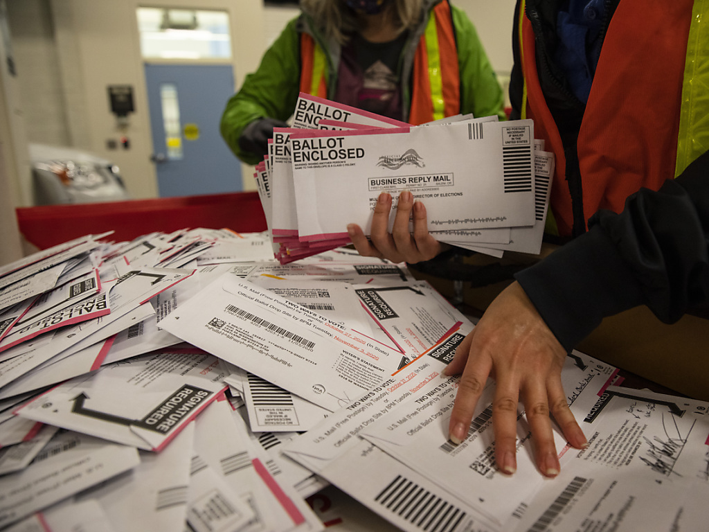 Les autorités électorales ont indiqué n'avoir trouvé "aucune preuve" que des bulletins ont été perdus ou modifiés (image d'illustration).