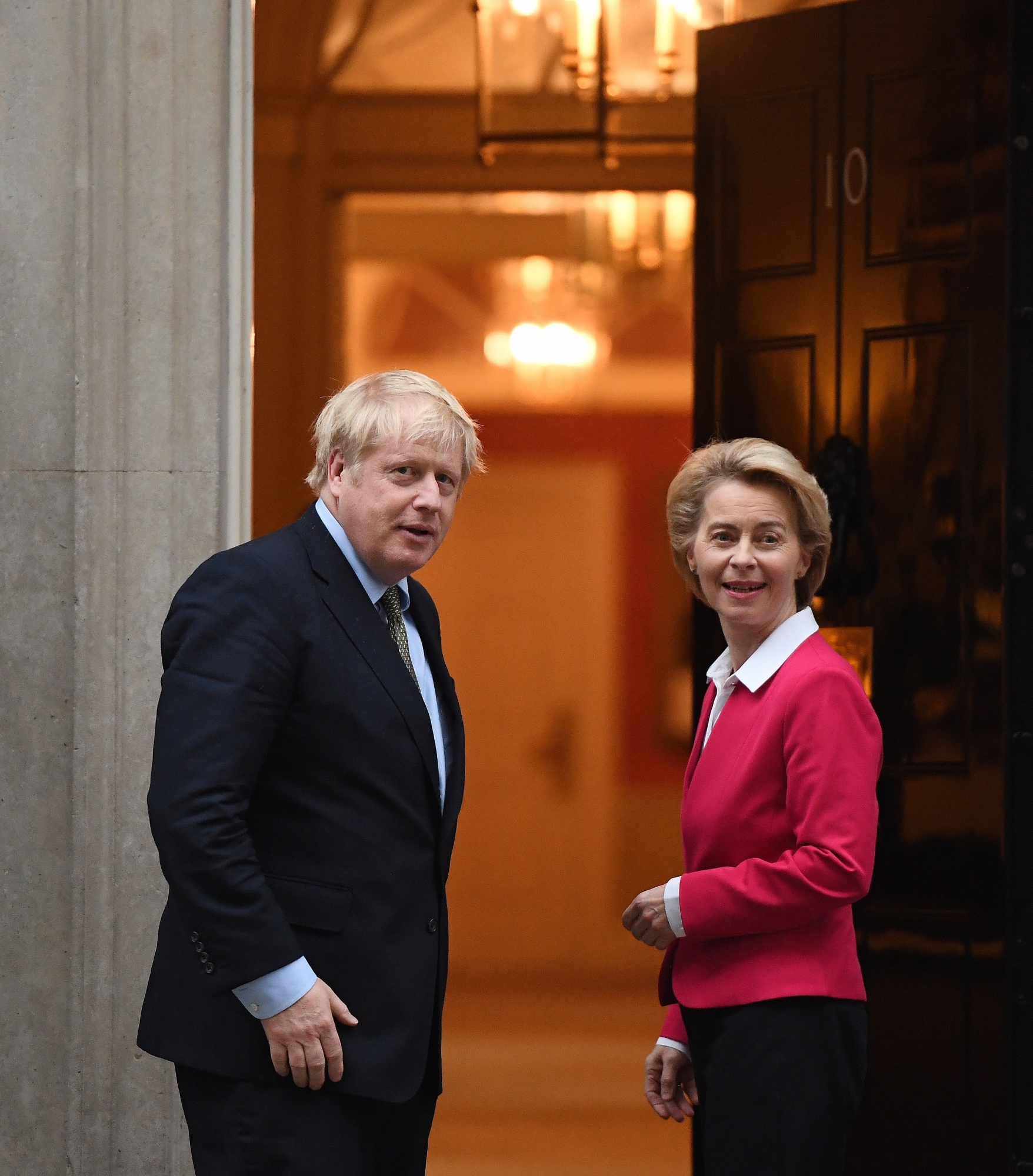 Ursula von der Leyen, présidente de la Commission européenne, et Boris Johnson, premier ministre britannique, se parleront ce lundi soir.