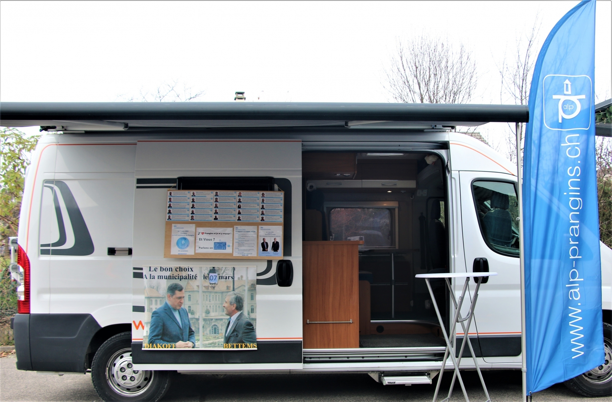 L'Alliance libérale de Prangins a réaménagé un camping-car.