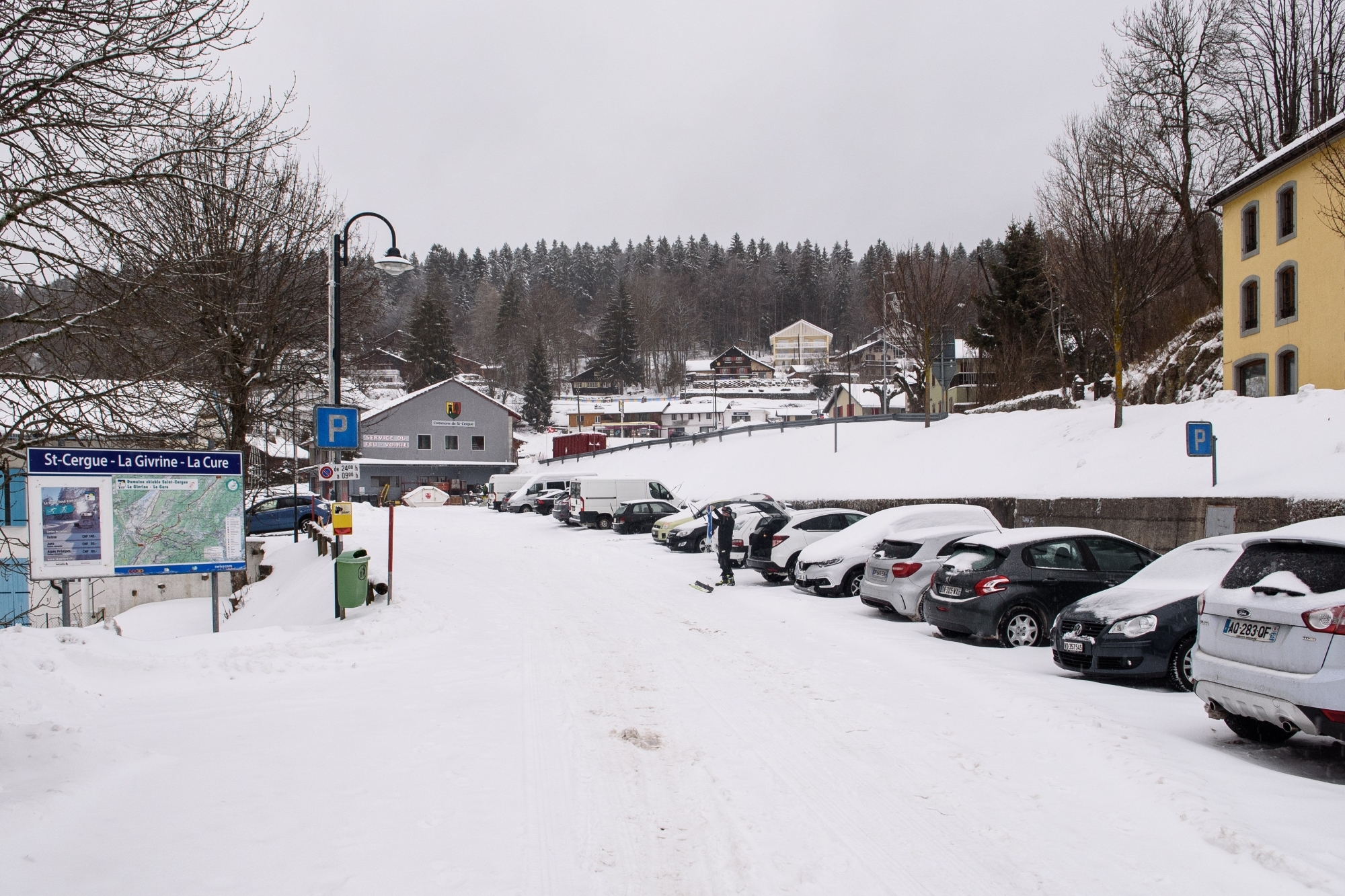 La question des parkings et des récents travaux qui ont perturbé la vie du village ont récemment animé les débats sur les réseaux sociaux. (Image d'illustration)