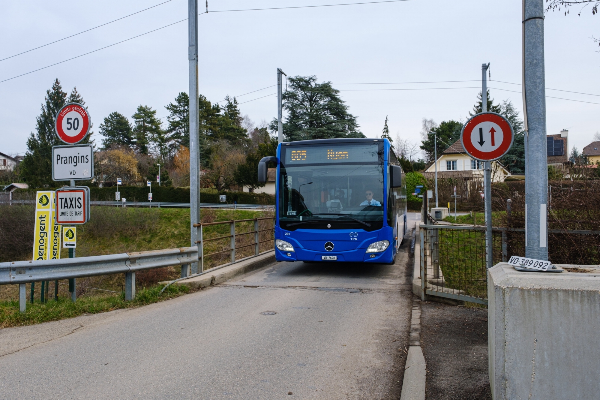 A partir du 19 avril, les bus emprunteront le pont uniquement dans le sens Prangins-Nyon.