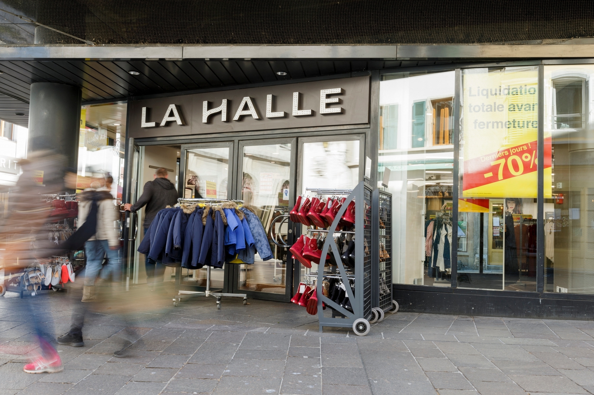 La Halle aux chaussures a été rachetée par le groupe GIFI, qui s'installera prochainement à la rue de la Gare.