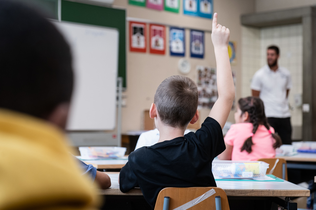 Les taux de redoublement changent aussi beaucoup entre les communes et les écoles de chaque canton.