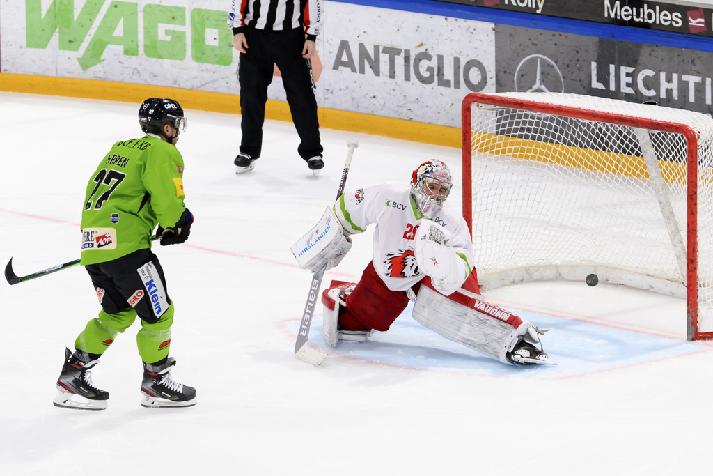 Fribourg (en vert) s'est imposé aux penalties.