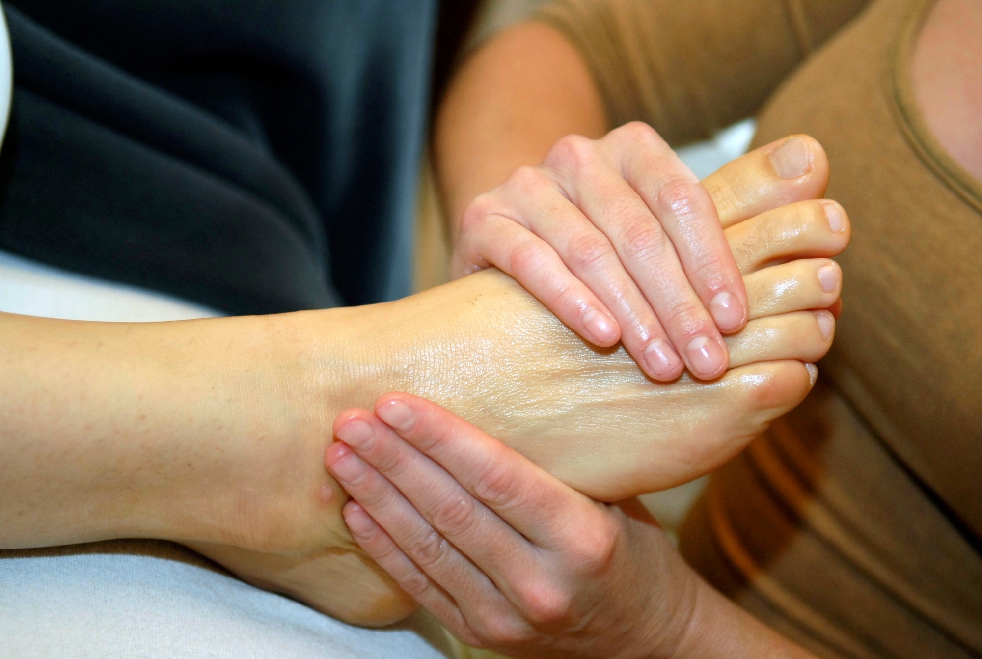 Un simple massage du pied peut procurer un bien-être dans tout le corps.