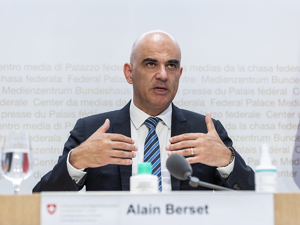 Alain Berset n'envisage pas de vaccination obligatoire du personnel soignant.