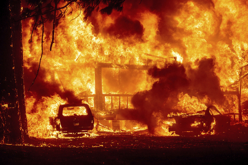 L'incendie a rasé plusieurs bâtiments historiques et des dizaines de maisons dans le centre de Greenville.