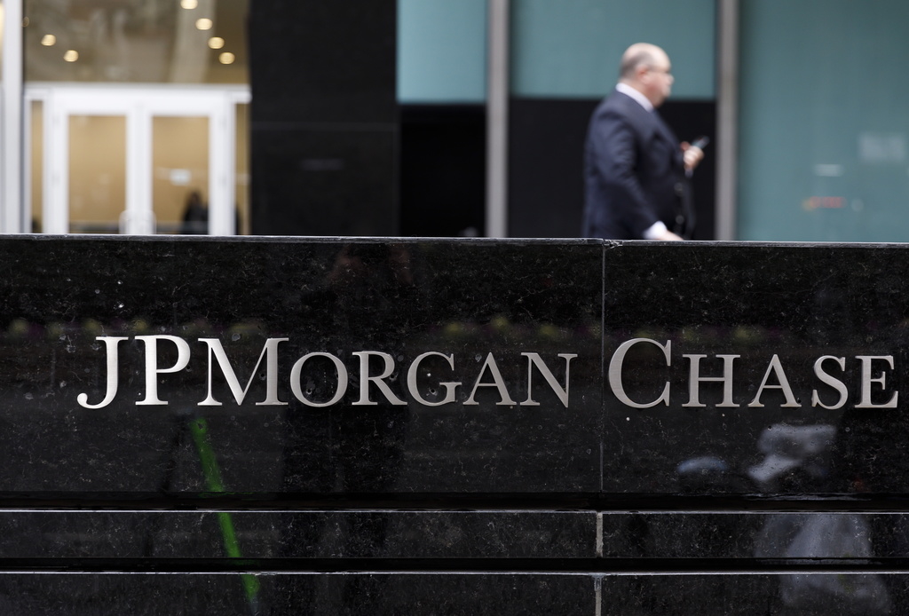 La banque américaine JPMorgan Chase est celle qui a versé le plus d'argent entre 2016 et 2020.