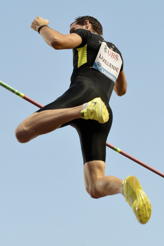 Renaud Lavillenie, from France, competes during the mens pole vault event, at the Athletissima IAAF Diamond League athletics meeting in the Stade Olympique de la Pontaise in Lausanne, Switzerland, on Thursday, August 23, 2012. (KEYSTONE/Peter Schneider)....