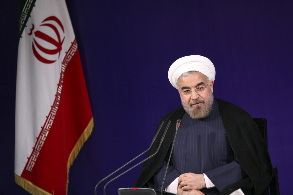 Hasan Rohani, président iranien, dit vouloir apaiser la situation avec les pays occidentaux mais refuse catégoriquement de renoncer au programme nucléaire.