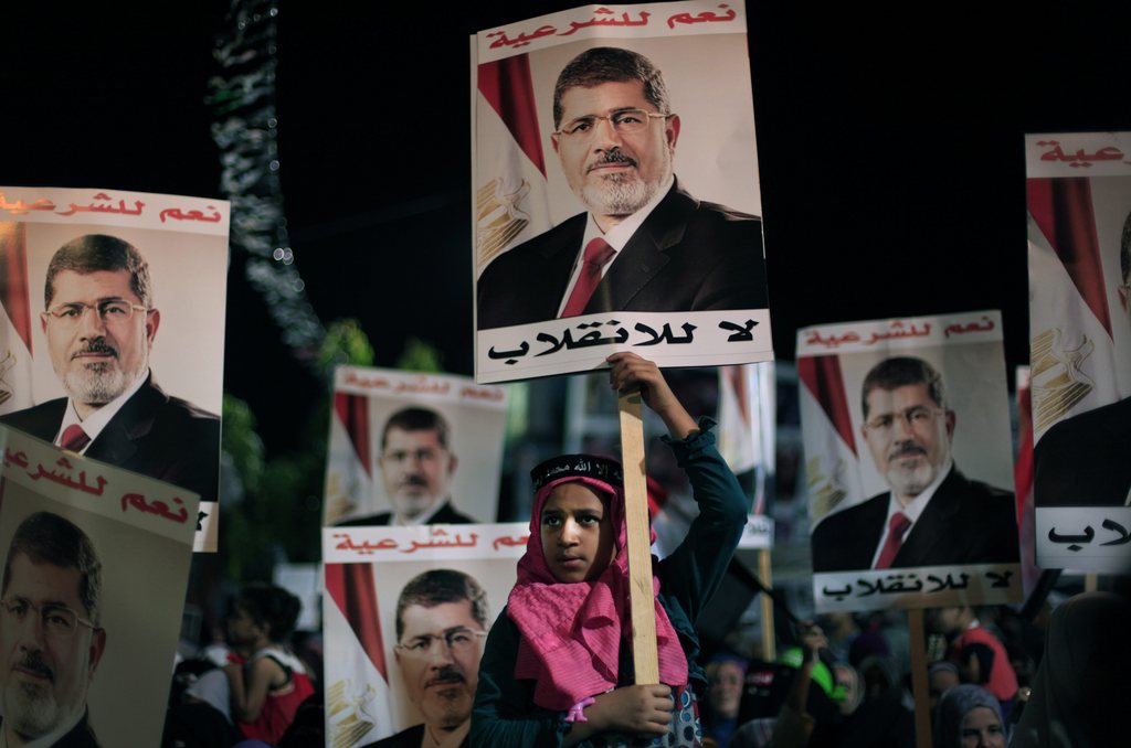 Les manifestants exigent le retour de Mohammed Morsi.