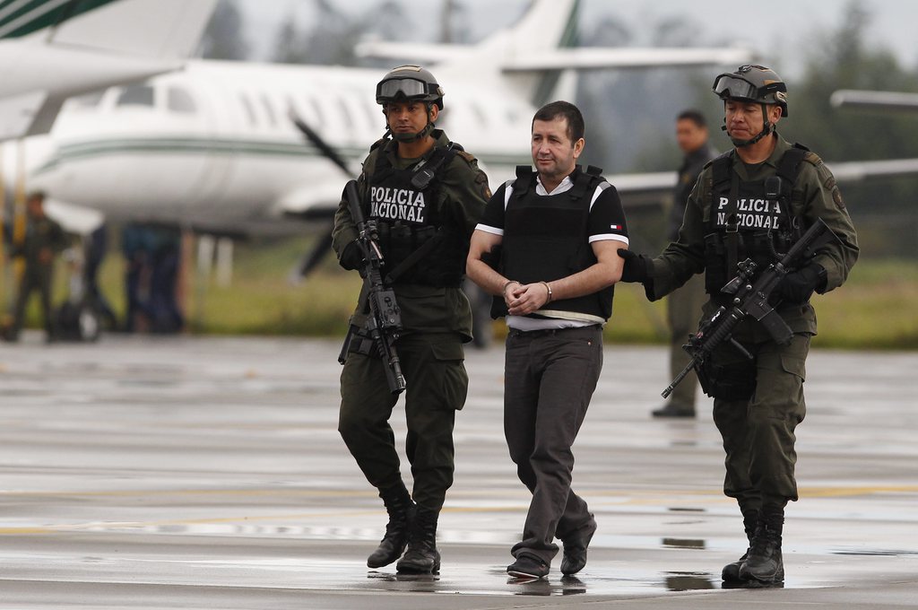 La Colombie a extradé mardi son dernier grand baron de la drogue Daniel Barrera aux Etats-Unis. Une récompense de cinq millions de dollars était proposée pour sa capture.