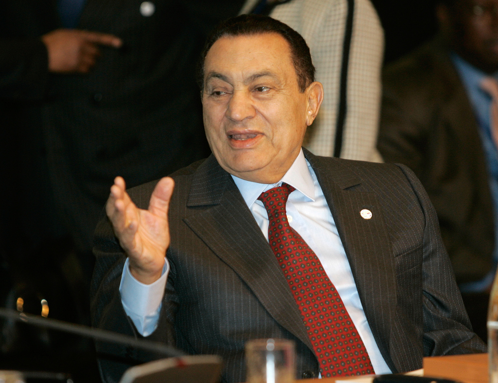 La prison de Tora, au sud du Caire, a reçu ordre jeudi de libérer l'ex-président Hosni Moubarak, selon des sources gouvernementales égyptiennes.