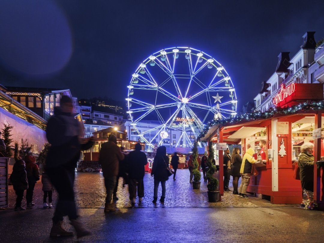 Le marché de Noël de Montreux, vendredi soir.