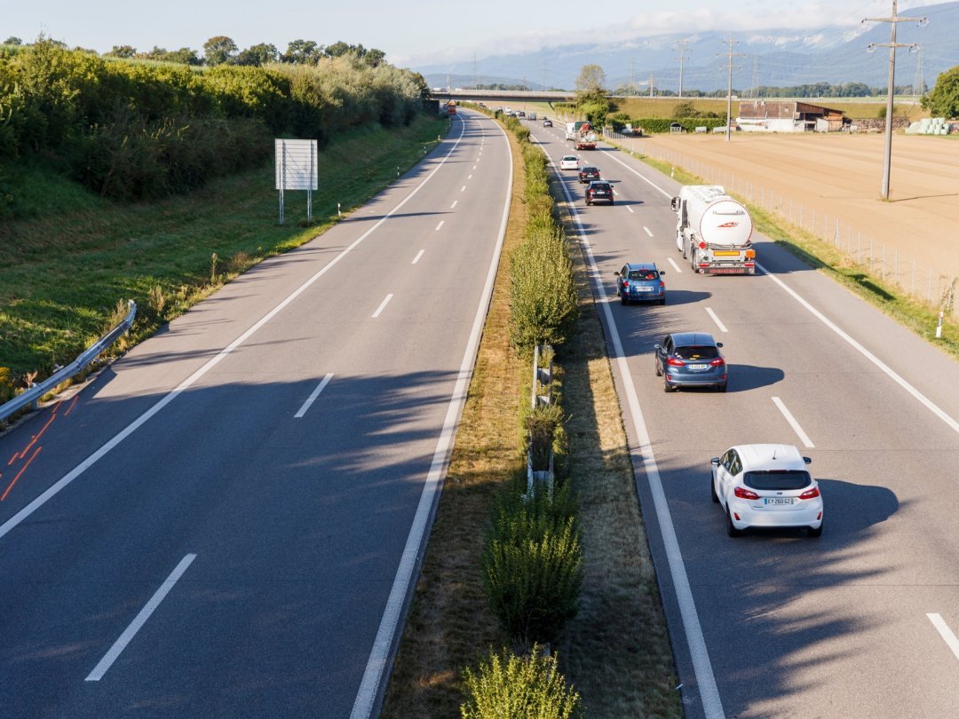 En mars 2020, un automobiliste a roulé au petit matin à plus de 200 km/h sur l'autoroute.