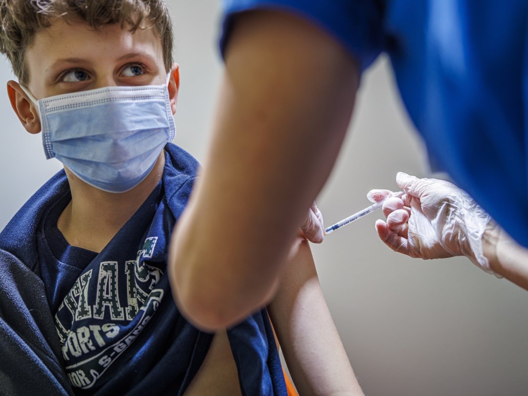 Les jeunes de 12 à 15 ans peuvent désormais recevoir une dose de rappel contre le coronavirus dans le canton de Vaud (Image d'illustration)