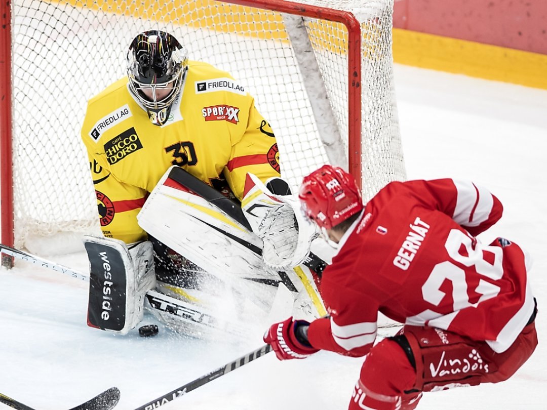 Le Slovaque Martin Gernat ouvre le score contre Berne.