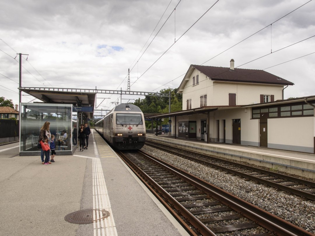 Le prévenu a perturbé à de nombreuses reprises le voyage en train entre Genève et Coppet. 