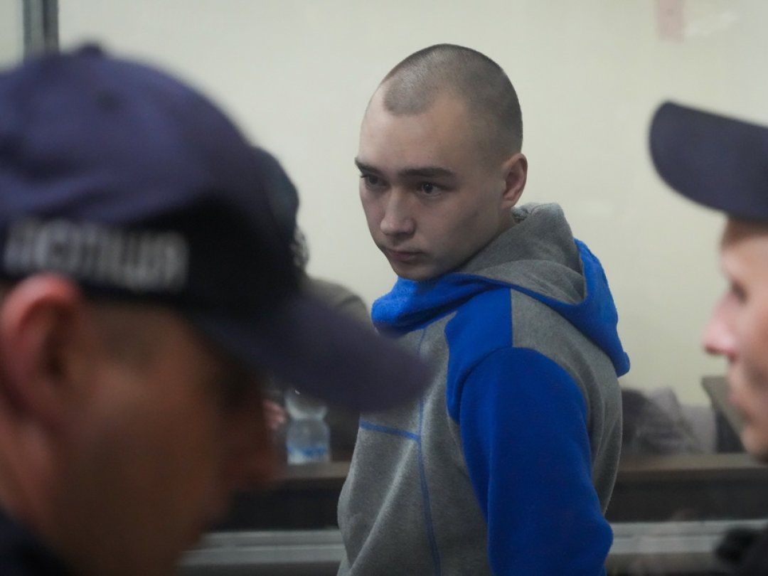 Le sergent Vadim Chichimarine, 21 ans, est le premier soldat russe jugé pour crime de guerre.