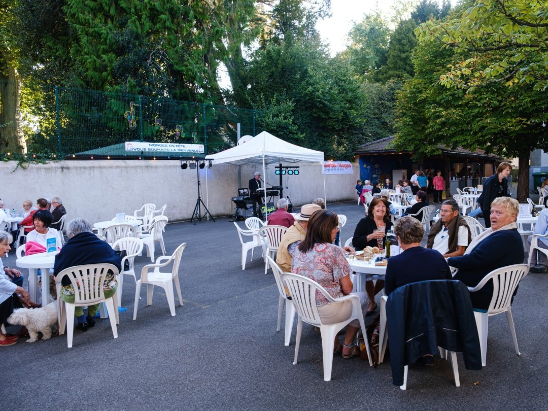 Le Conseil communal de Morges souhaite que la Municipalité présente un projet de réaménagement du collège du Bluard où ont lieu, notamment, les Caf’Conc.