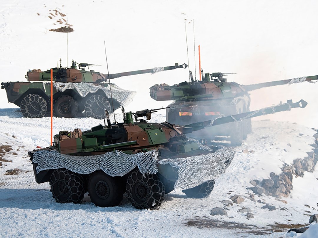 Photo non datée de tanks AMX-10 RC, que la France a promis à l'Ukraine.