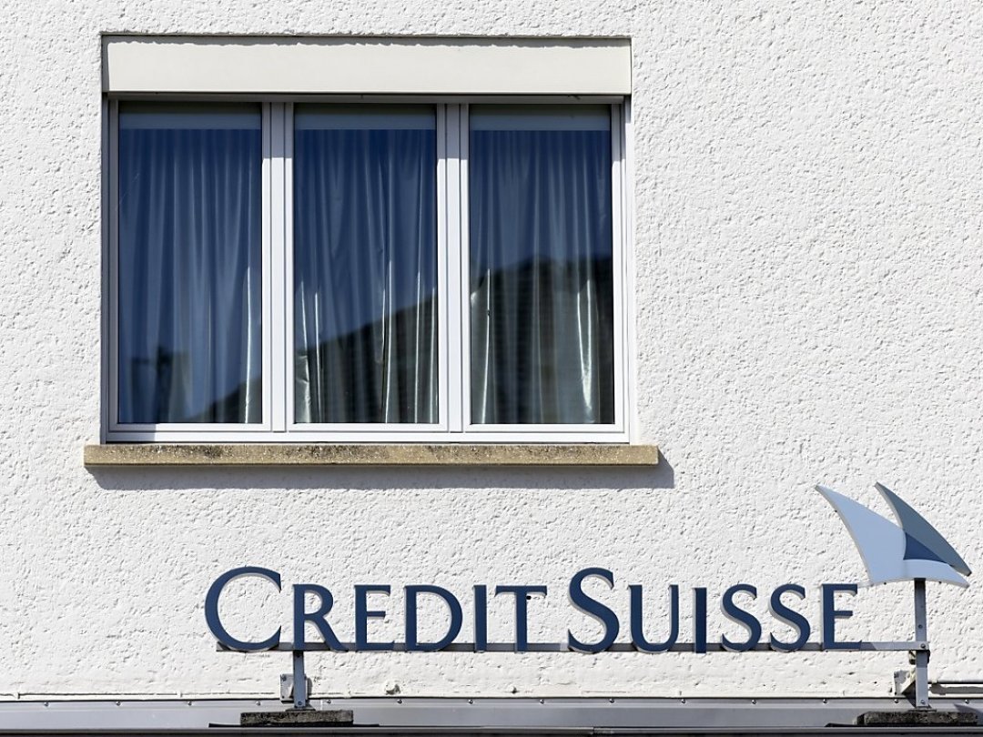 La part des personnes interrogées qui se sont dites très d'accord avec la reprise de Credit Suisse par UBS est faible, à 5%.