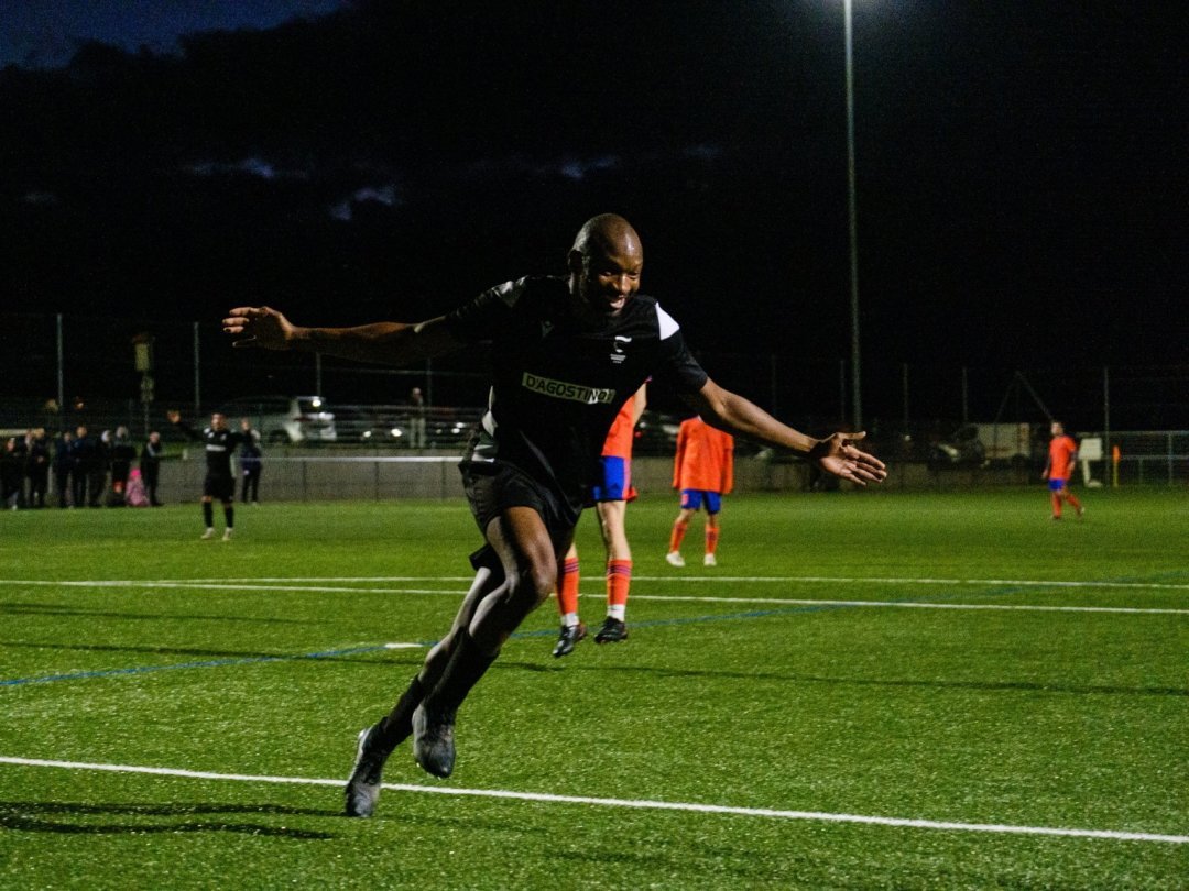 Lamine Soumahoro a planté la première banderille ouvrant le score à la 38e minute.