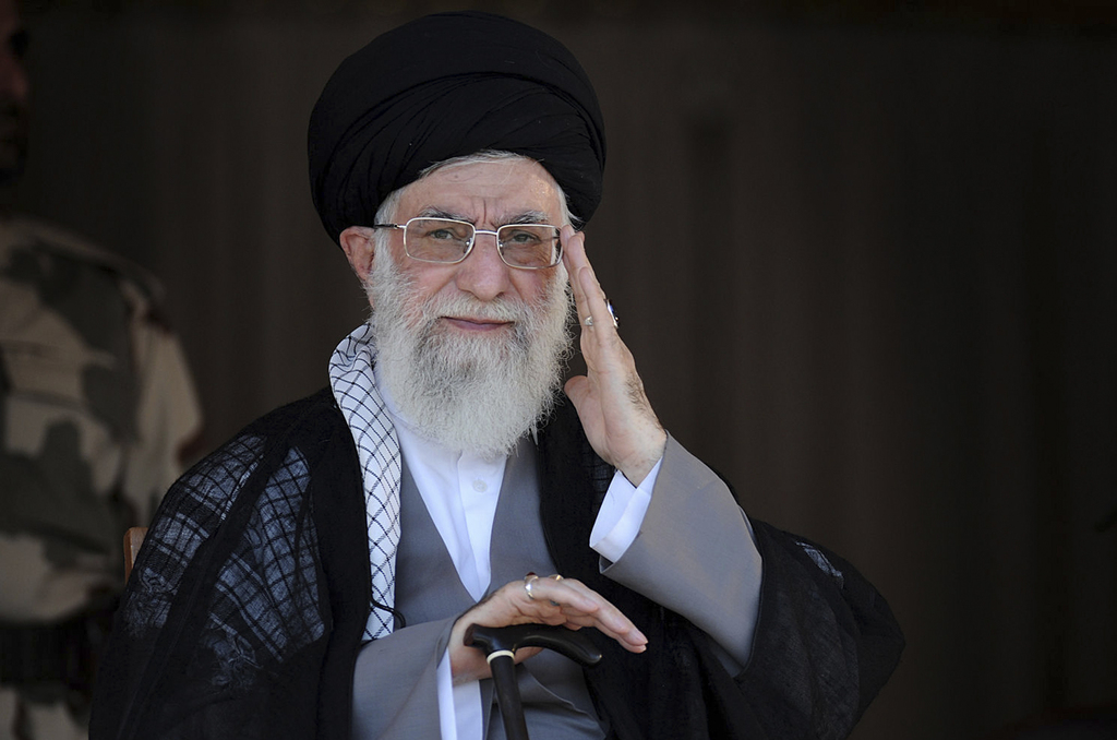 Ali Khamenei a par ailleurs qualifié Israël de régime "illégitime et bâtard".