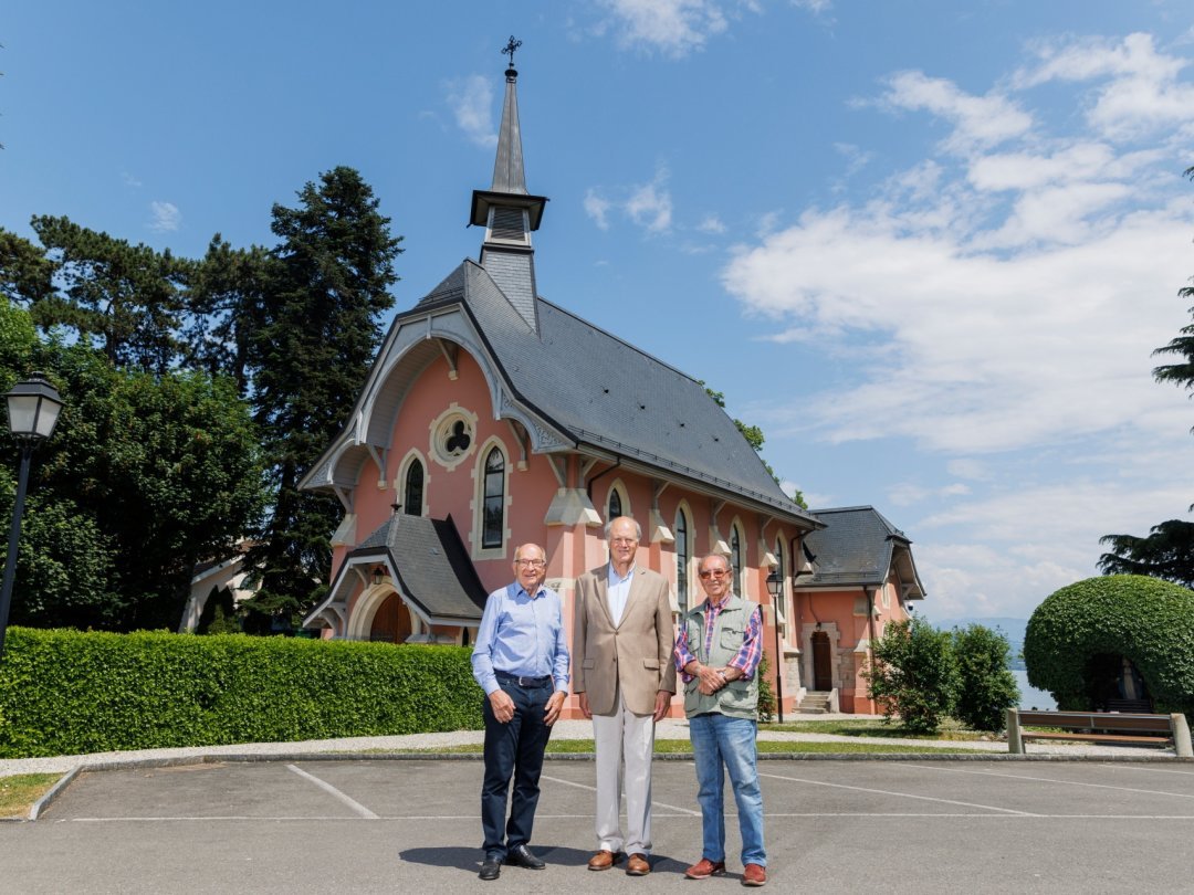 Ce week-end, les paroissiens et leurs représentants, Walter Hauser, Pierre Boppe et Jean-Bernard Sacchetto, fêteront l'anniversaire de leur église.