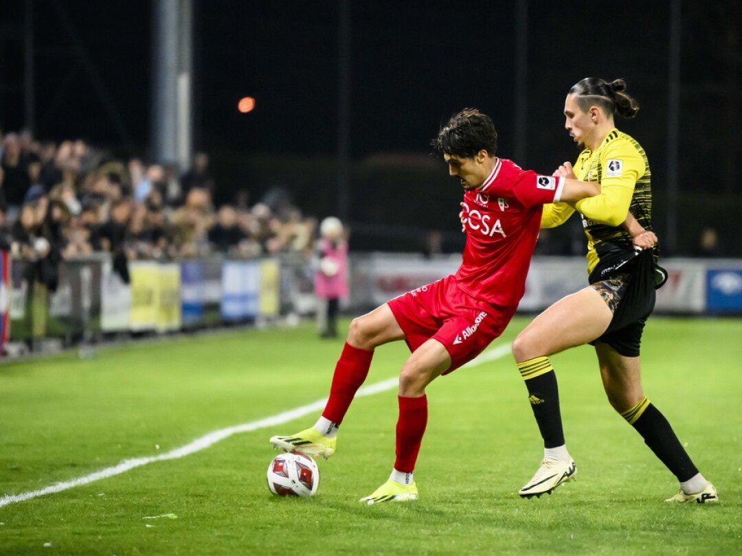 Lors du dernier derby, Victor Petit (en jaune) et ses partenaires avaient mis en grande difficulté le FC Sion avant de s'écrouler en seconde mi-temps (0-4).