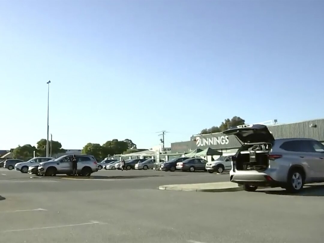 L'adolescent a été abattu sur ce parking dans la banlieue de Perth.