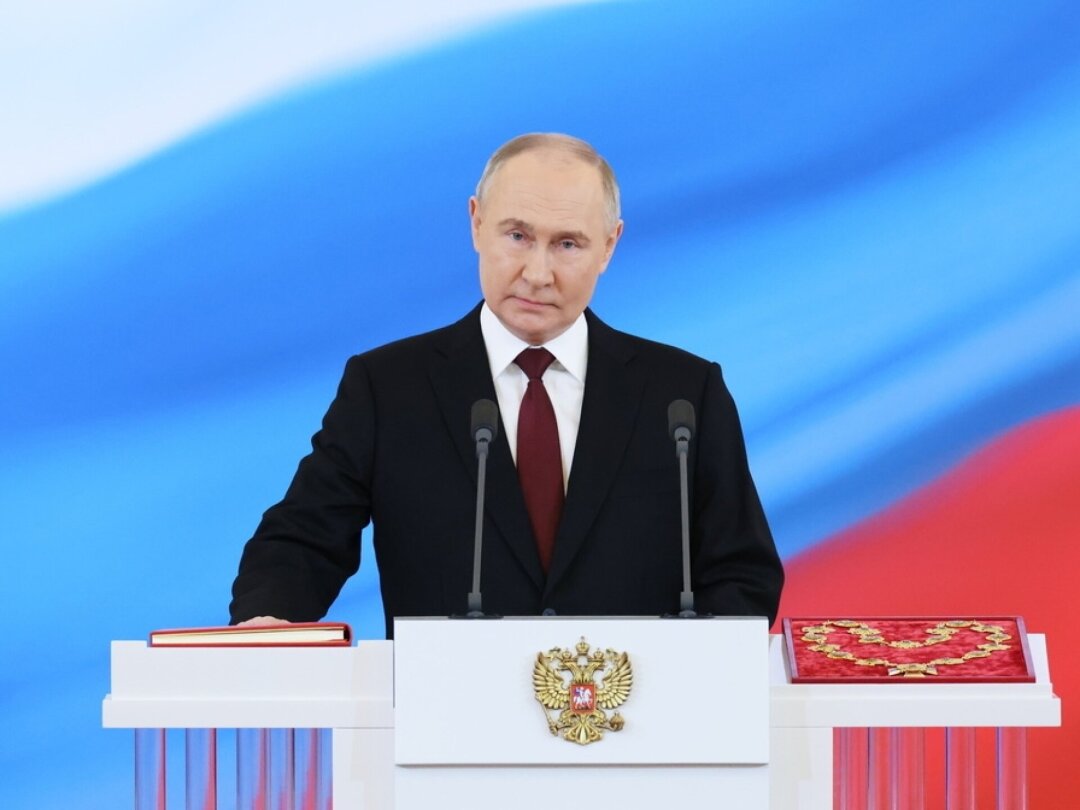 Vladimir Poutine a prêté serment mardi à Moscou devant environ 2500 personnes.