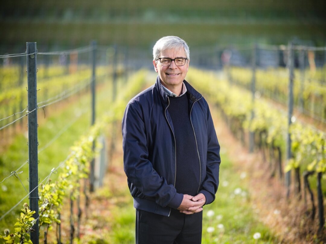 Pour Conrad Briguet, les viticulteurs et viticultrices devront s'ouvrir à la production d'autres produits, comme le vin sans alcool.
