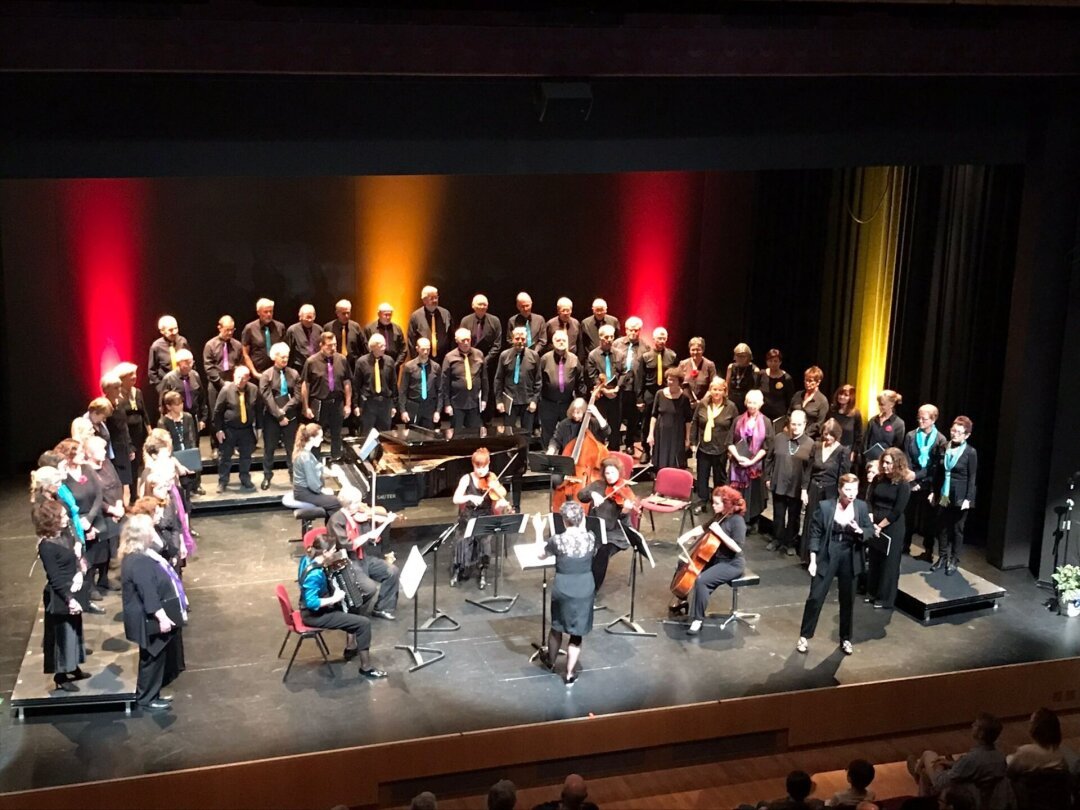 Les musiciennes d'Orchestr'Elles et le chœur Chant pour Chant d'In Templo s'associeront à Saint-Cergue le temps d'une messe aux accords de tango argentin.