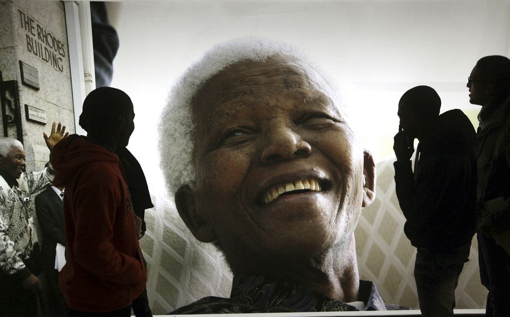 Nelson Mandela avait été hospitalisé quatre fois depuis décembre 2012, à chaque fois pour des récidives d'infections pulmonaires.