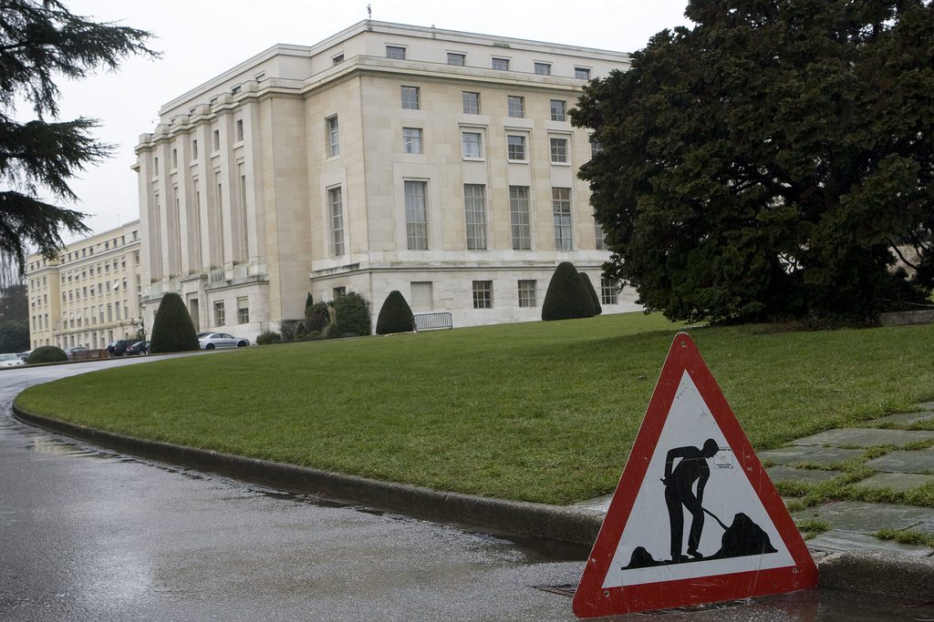 La décision concernant le Palais des Nations permet de poursuivre la phase de planification et de conception pour 2014 et 2015.