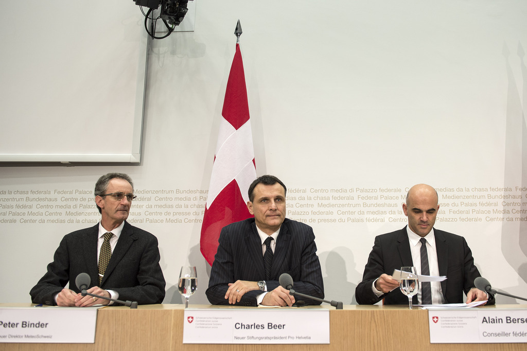 Le Genevois Charles Beer (centre) sera le nouveau président du Conseil de fondation de Pro Helvetia dès janvier. Le Conseil fédéral a choisi mercredi le conseiller d'Etat sortant pour succéder au Bernois Mario Annoni.