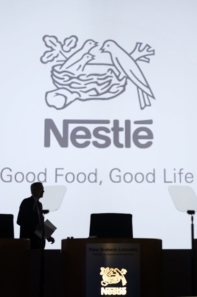 Nestlé lance un programme de lutte contre le chômage en Europe. 2000 postes devraient être créés pour les jeunes en Suisse.
