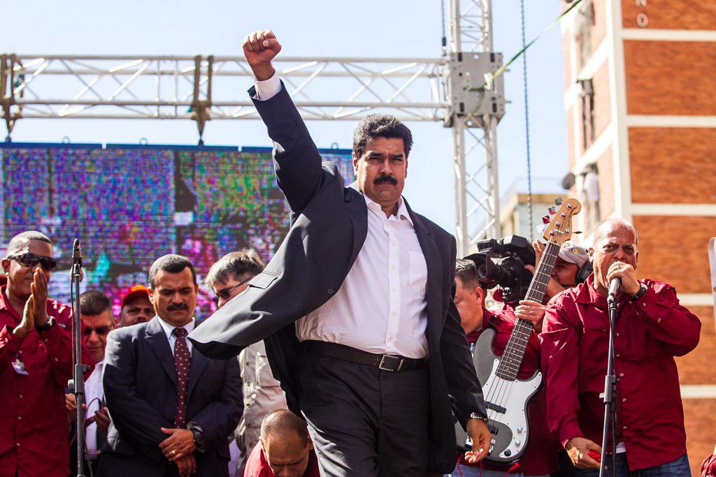 Le Parlement vénézuélien a approuvé jeudi l'octroi de "pouvoirs spéciaux" au président Nicolas Maduro. Ils lui permettant de gouverner par décret pendant un an afin de mener la "guerre économique" déclenchée, selon lui, par "la bourgeoisie et l'impérialisme".