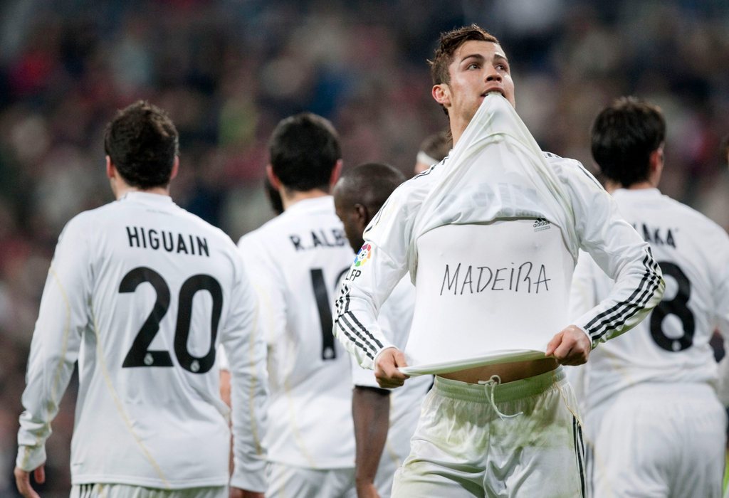 Cristiano Ronaldo espère ramener le ballon d'or 2013 à Madère, île dont il est originaire. 