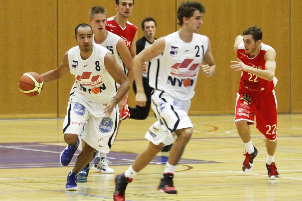 Raphaël Wilson (avec la balle) s'est tordu la cheville à l'entraînement.