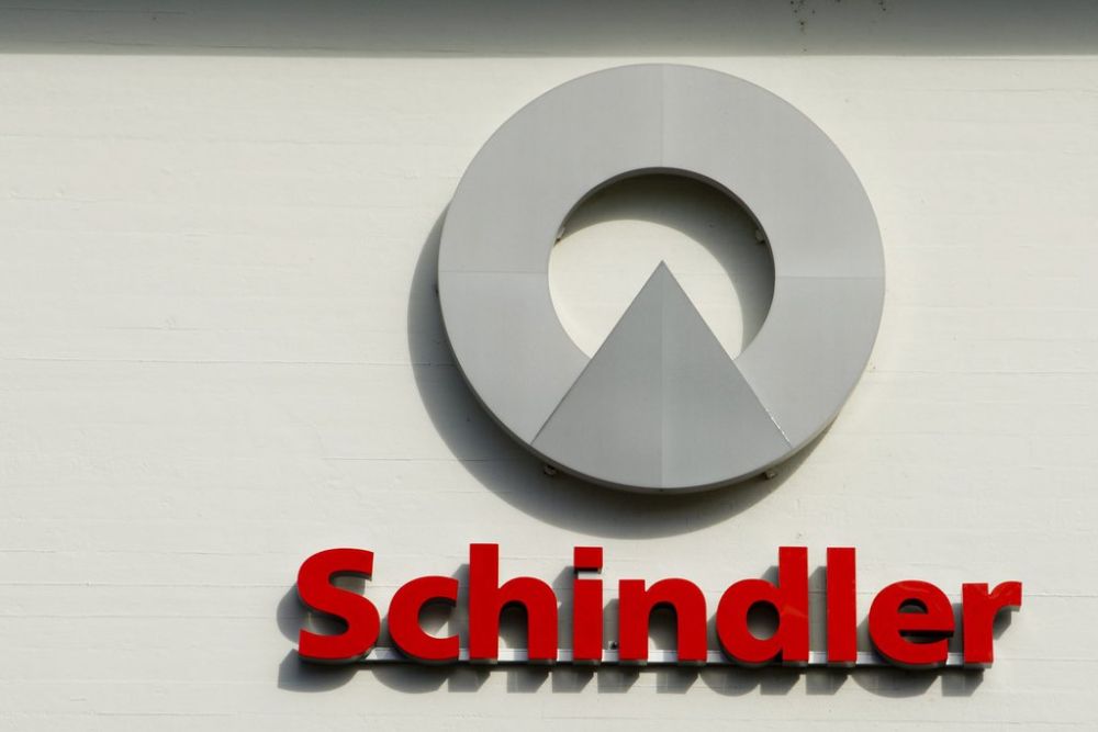 Schindler avait vu sa crédibilité ainsi que ses affaires longtemps pâtir au Japon en conséquence du drame.