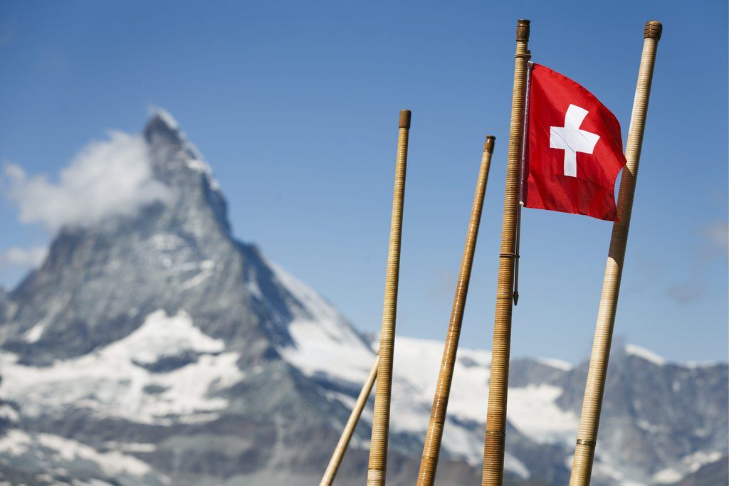 Les étrangers viennent en Suisse principalement dans le cadre d'un travail non contingenté ou dans le cadre d'un regroupement familial.