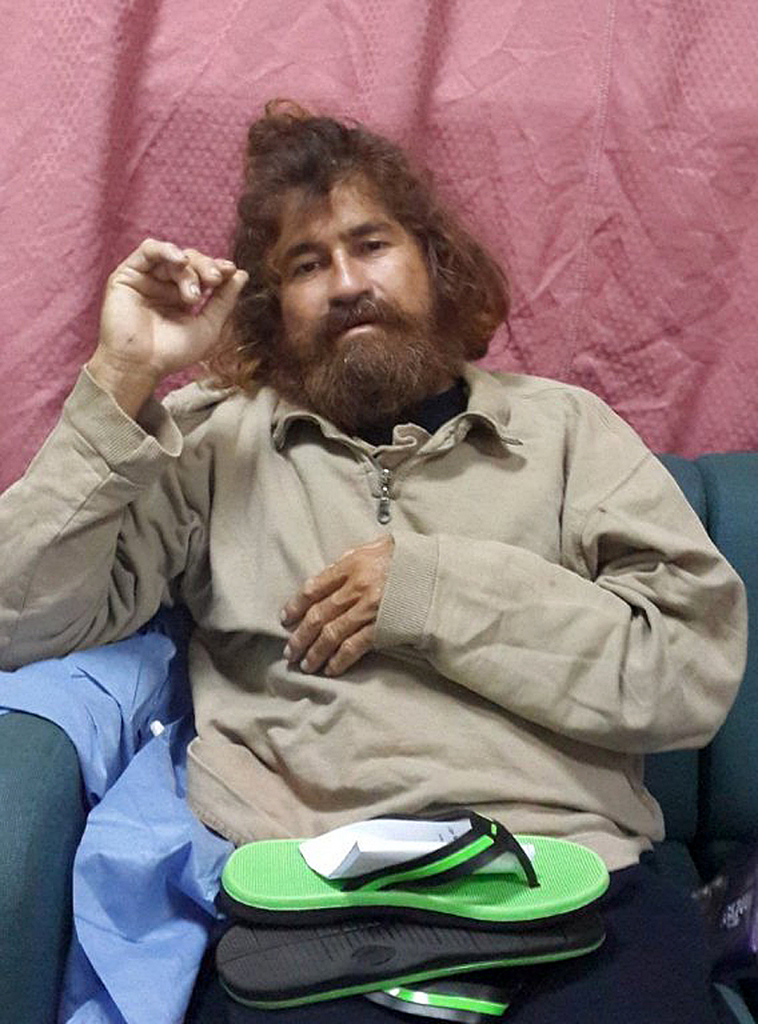 José Salvador Alvarenga, pêcheur au Mexique, a été récupéré lundi par un patrouilleur de la police des îles Marshall.