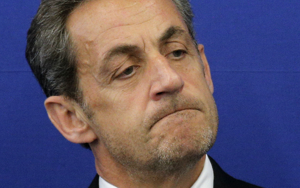 Alors que l'étau judiciaire se resserre autour de lui, Nicolas Sarkozy a choisi de contre-attaquer, estimant que la justice française est instrumentalisée.