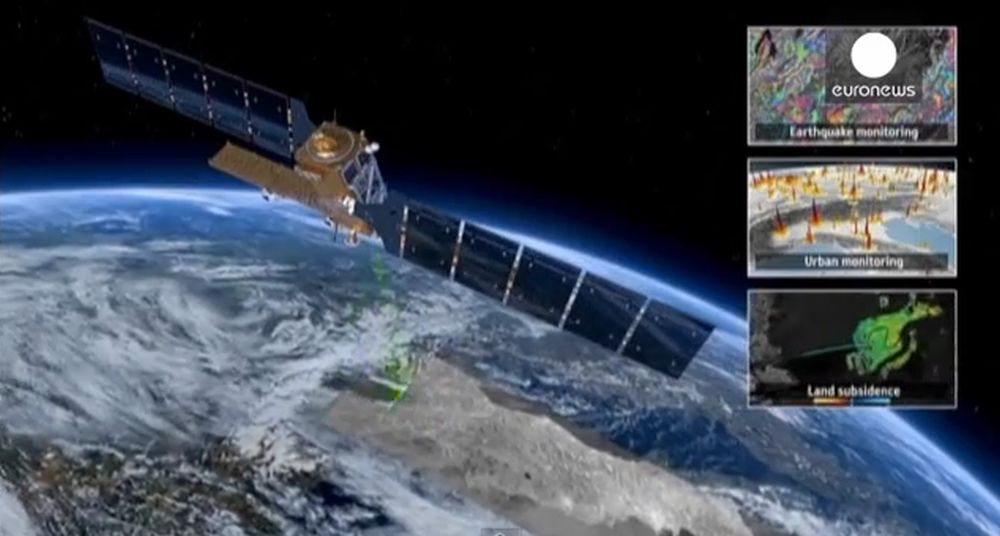 Le radar du satellite pourra balayer la planète en +fauchées+ au fur et à mesure que celle-ci défilera sous lui.