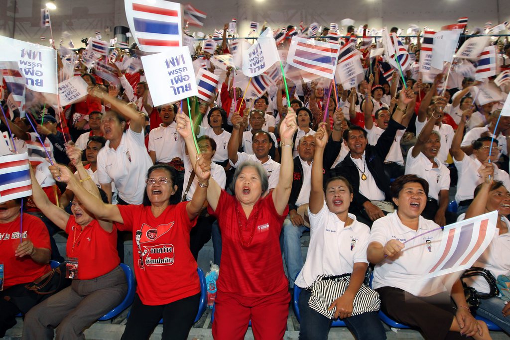 La Cour constitutionnelle de Thaïlande a annulé vendredi les élections législatives anticipées du 2 février organisées sur fond de contestation politique et de boycott des urnes par l'opposition. La cour a jugé que les élections n'avaient pu avoir lieu simultanément sur tout le territoire.