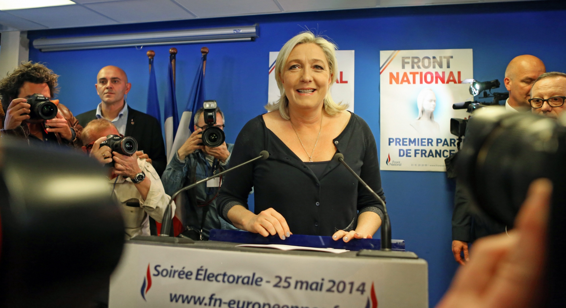 Les Français ont exprimé aujourd'hui un lourd désaveu avec la politique actuelle selon Marine Le Pen.