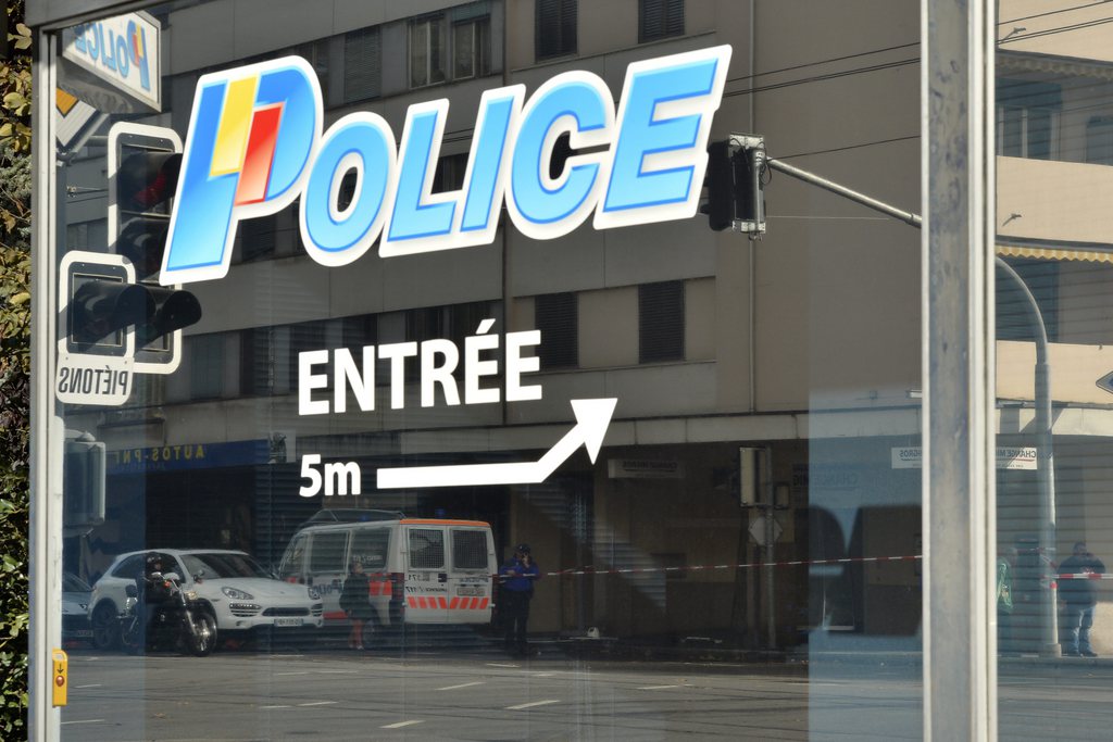 La police et les administrations du canton de Genève seront ouvertes ou joignables par téléphone pendant les fêtes.